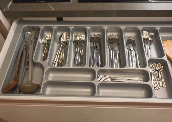 Dentist Bulent Kenir Appartamento *