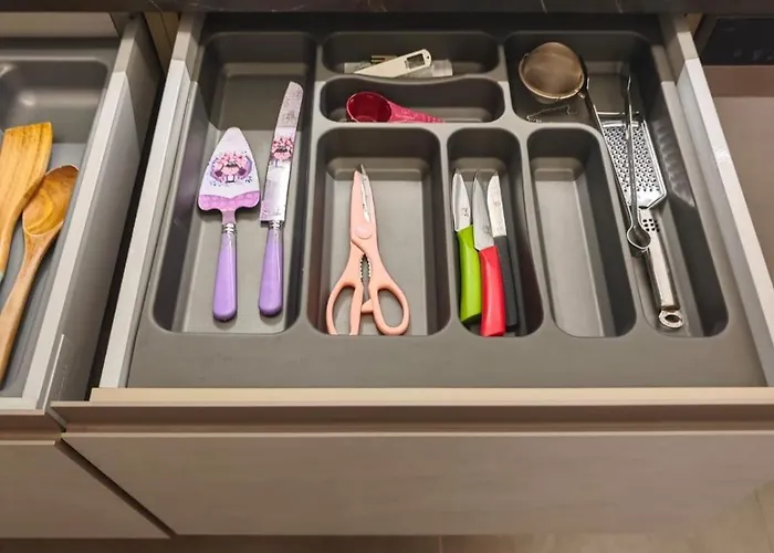 Dentist Bulent Kenir Kusadasi