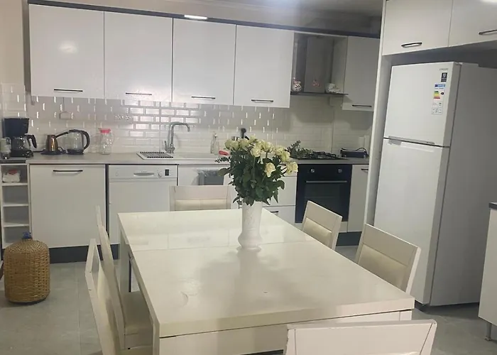 Dentist Bulent Kenir Apartamento